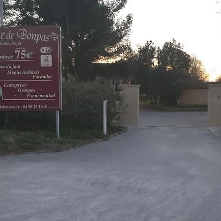 Auberge De Bonpas Logis De France Hotell Avignon Exteriör bild