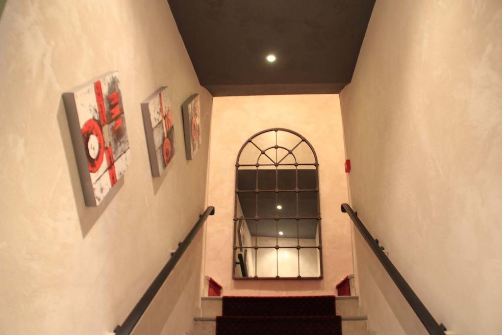 Auberge De Bonpas Logis De France Hotell Avignon Exteriör bild