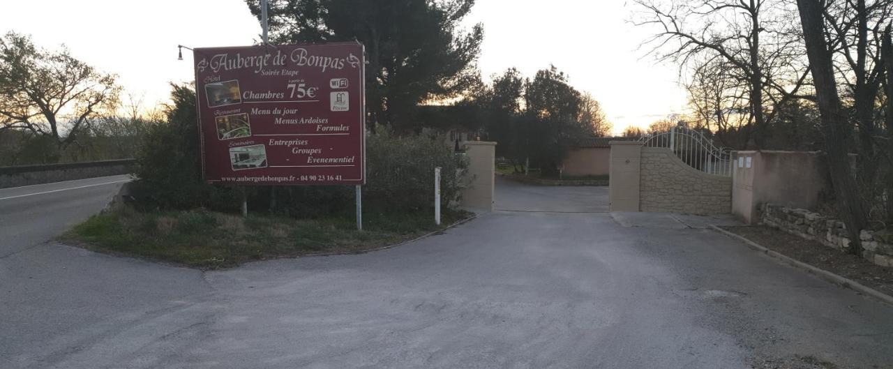 Auberge De Bonpas Logis De France Hotell Avignon Exteriör bild